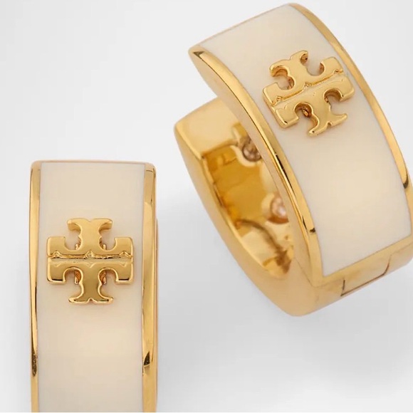 TORY BURCH  Icon Enamel Huggie Earrings - Picture 2 of 3